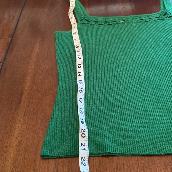 Oscar an Oscar de la Renta company size small green sweater tank - Picture 6 of 7